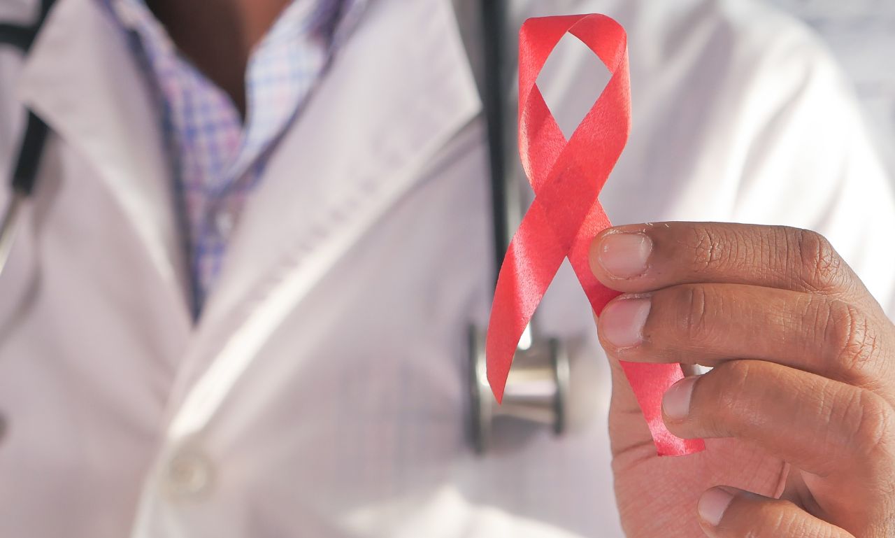 what to do if diagnosed with hiv